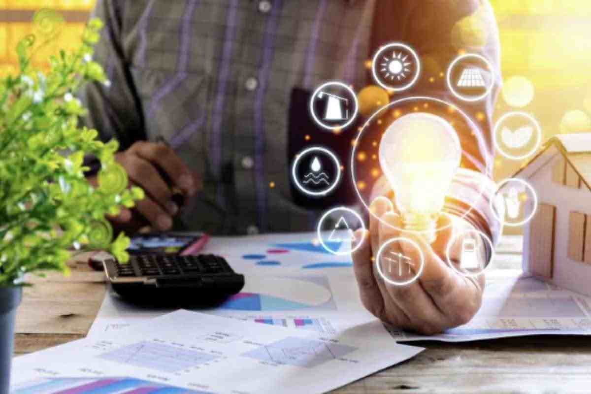 L’Autorità di regolazione per energia, reti e ambiente (ARERA) ha infatti disposto la sospensione del pagamento delle bollette per sei mesi